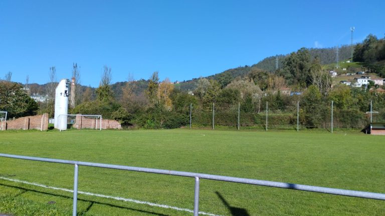 Campo de Futbol de Ablaña